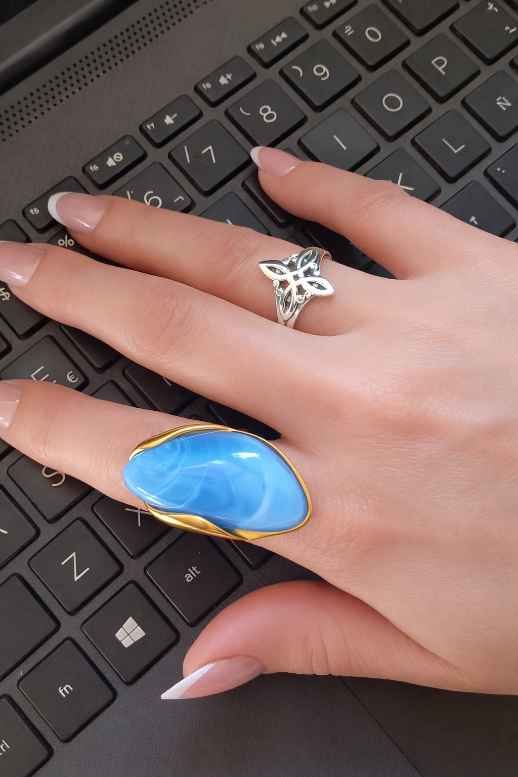 Anillo Iset Azul