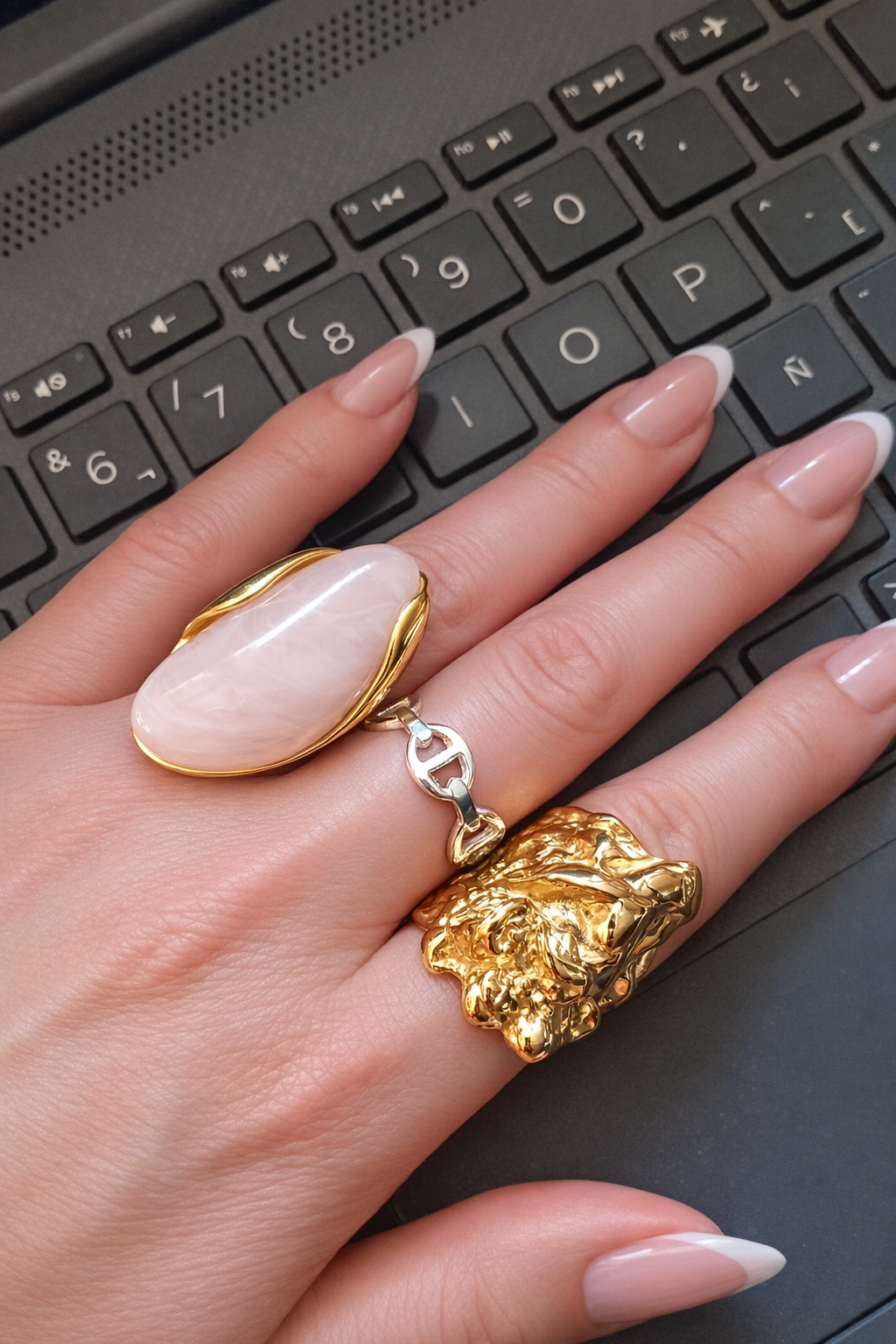 Anillo Ankh