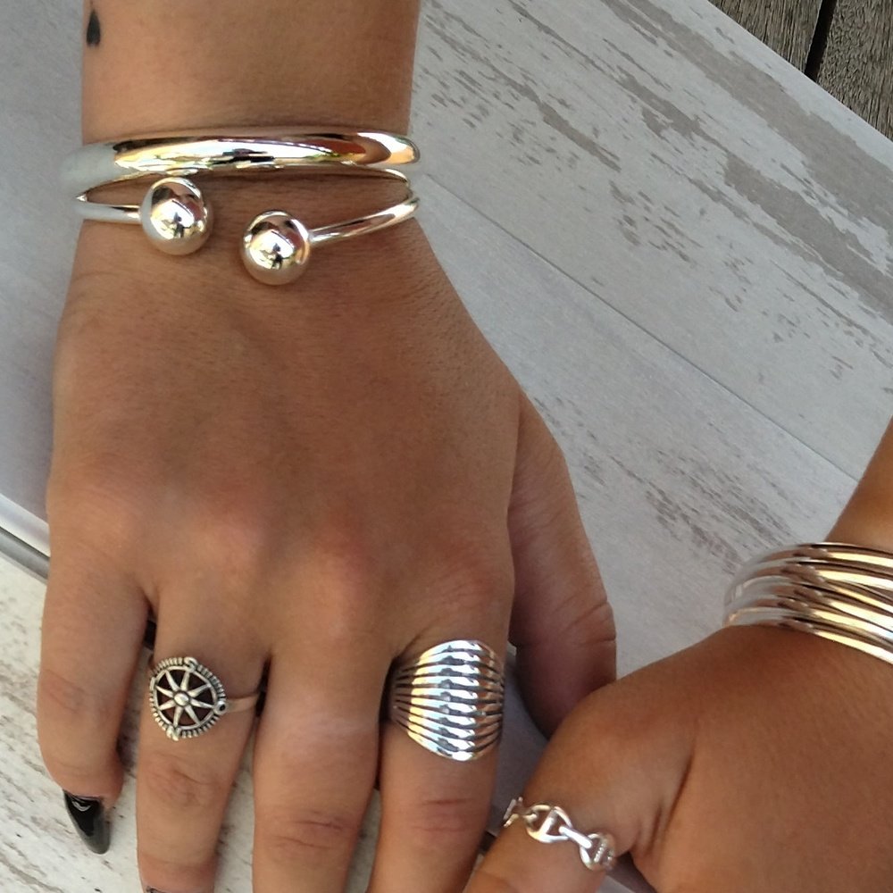 Brazalete Plata Bolas lisa