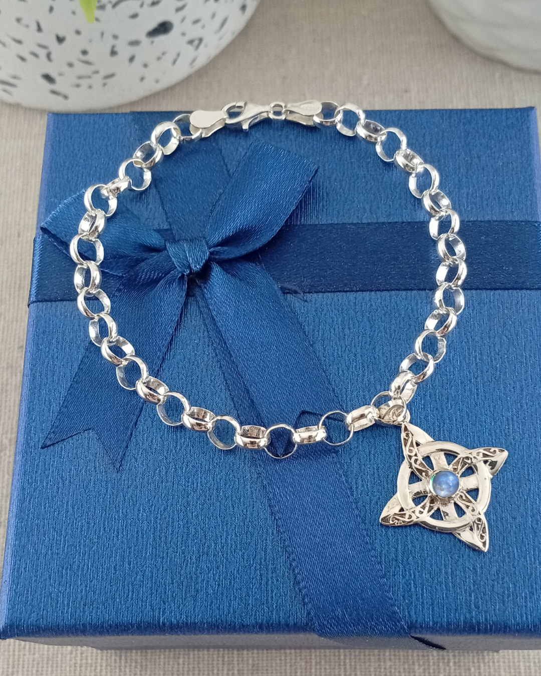 Pulsera Nudo de Bruja Piedra Luna Plata
