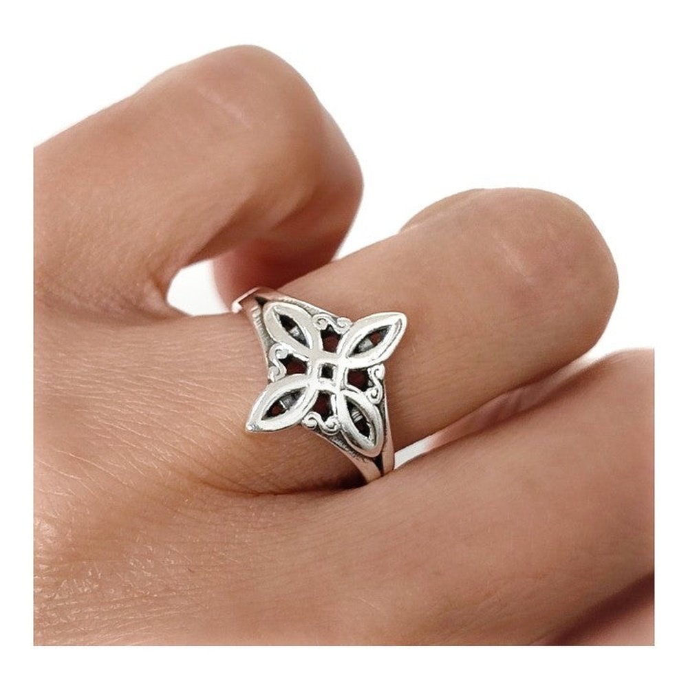 Anillo Plata Nudo de Bruja